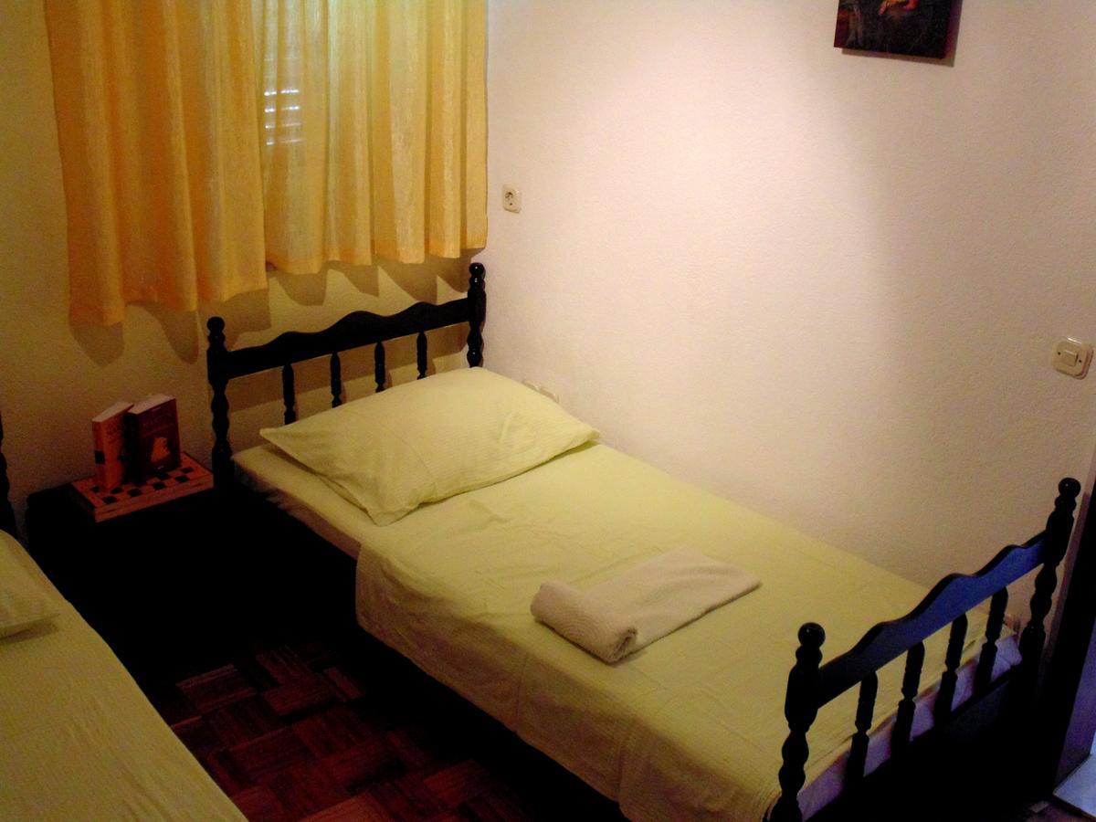Guest House Petricevic Split Exterior photo